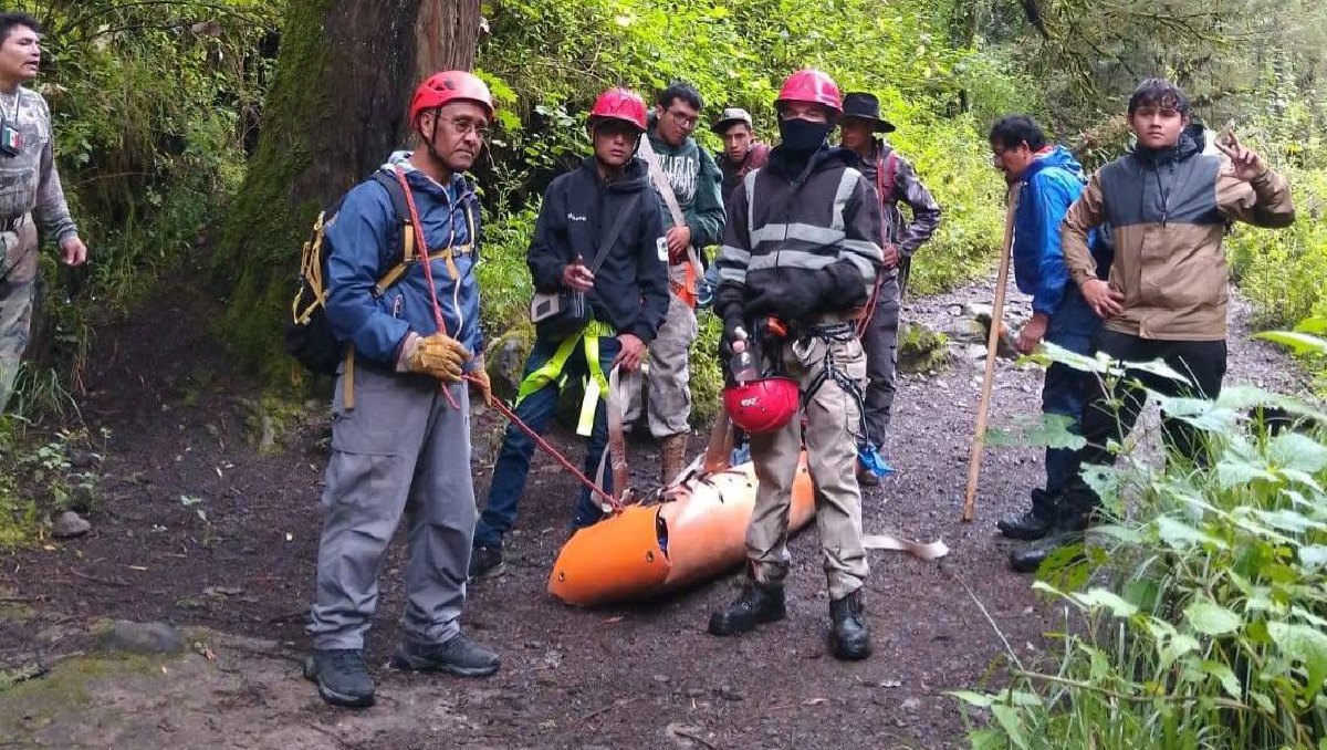 Los rescatistas trasladaron a la joven lesionada hasta el Parque Ecoturistico Dos Aguas. Foto: (Especial)