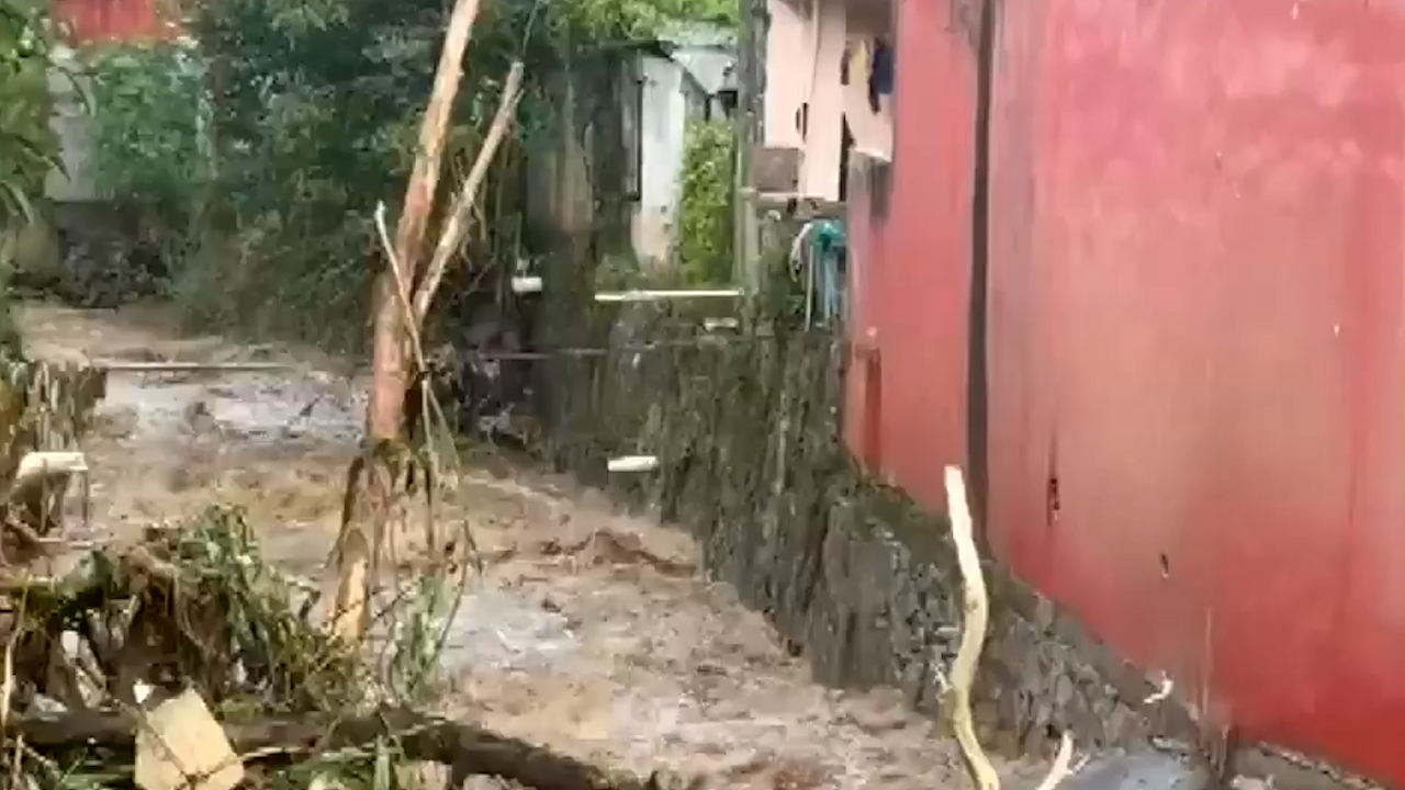 Sube a 9 el número de muertos por las fuertes lluvias en Puebla