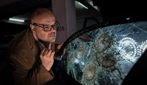 Chóferes, escoltas, mantas antibomba, chalecos, portafolios y camionetas blindadas son parte de la oferta de seguridad para fans VIP para el Mundial en México.