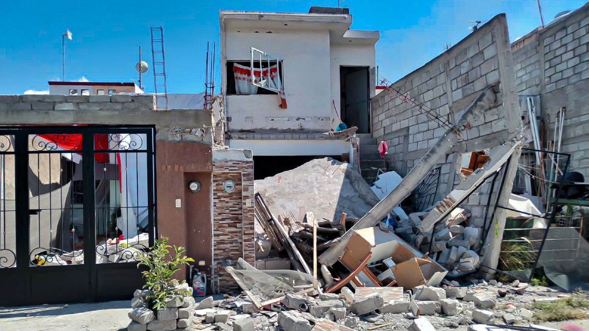 La explosión habría sido provocada por una acumulación de gas al interior del inmueble.  | Protección Civil de Apaseo el Grande.