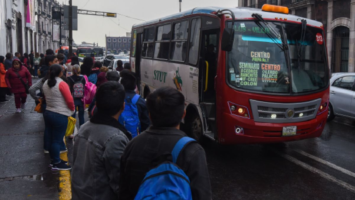 El pasaje en el Estado de México subirá a 14 pesos a partir de este 15 de octubre. Foto: (Cuartoscuro)