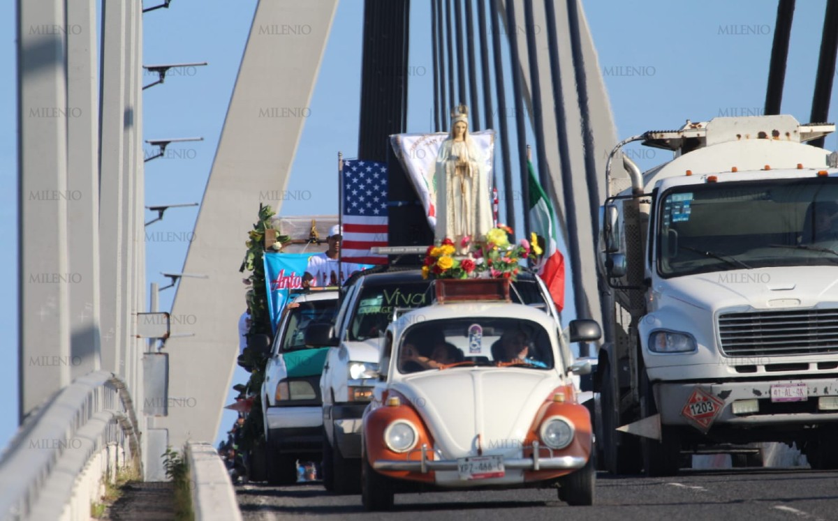 Paso de la Virgen de Guadalupe por el puente Tampico. | Sergio Sánchez