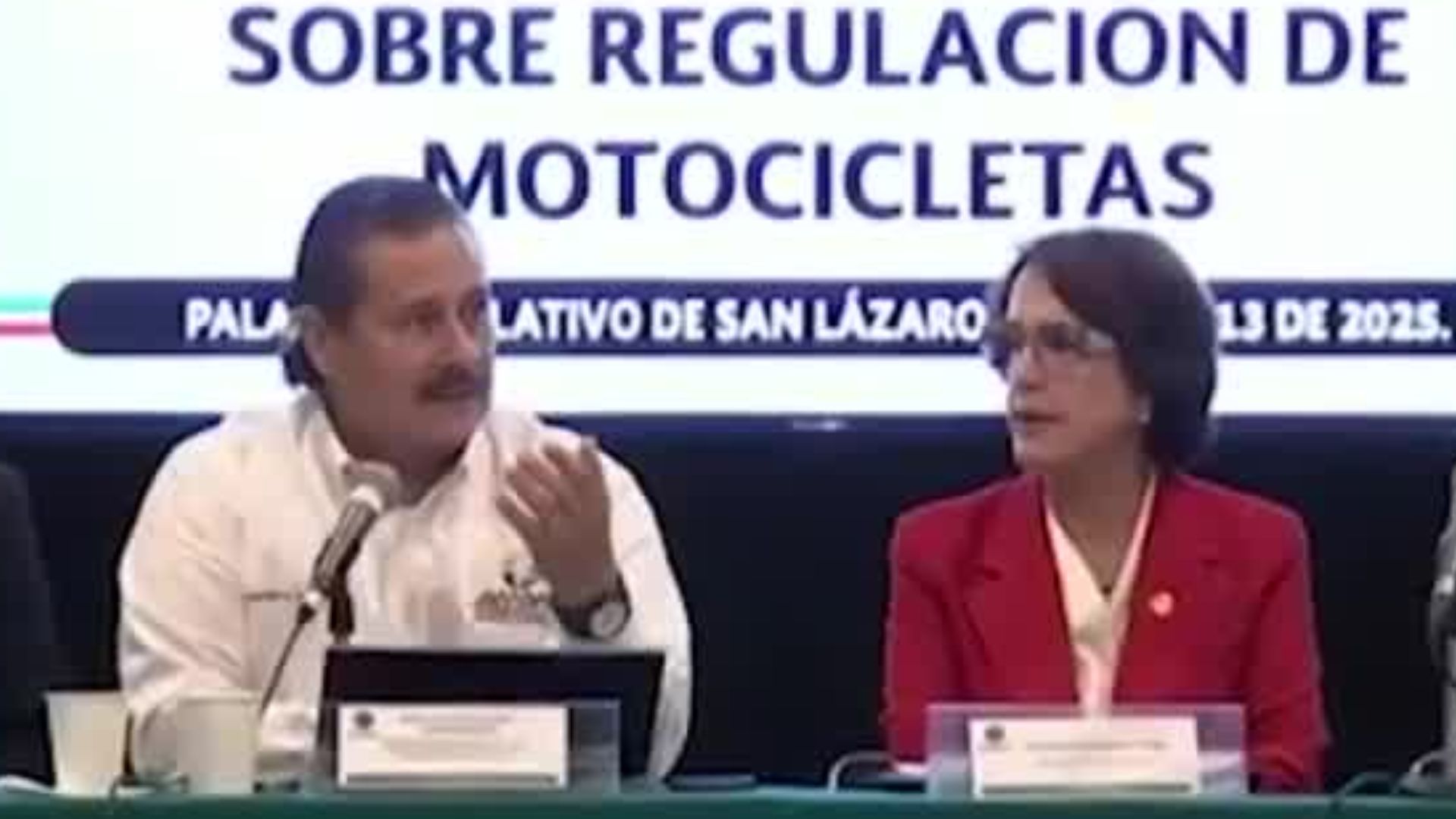 En la Cámara de Diputados, se llevan a cabo mesas de trabajo para la regulación de motocicletas