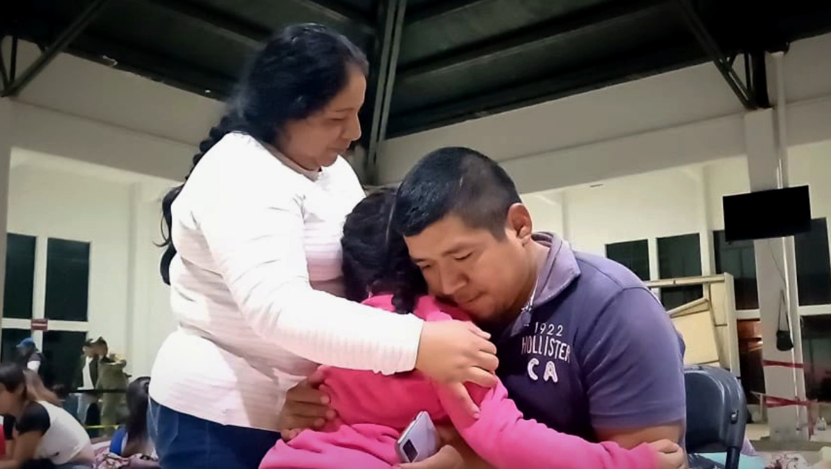 Damnificados por lluvias en Sierra Norte de Puebla cuentan la tragedia | Miguel Ceballos
