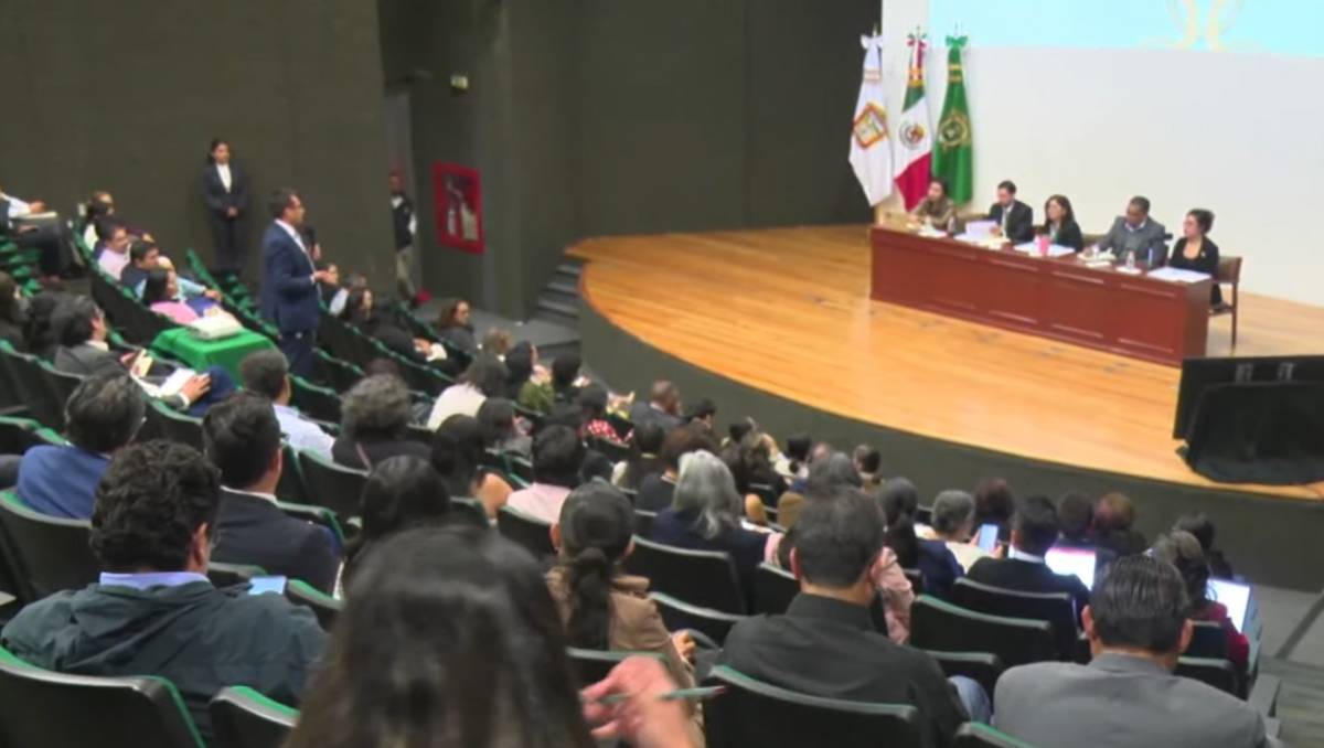 La rectora Zarza Delgado indicó que en caso de que sea aprobado este proyecto de presupuesto. Foto: Bernardo Jasso