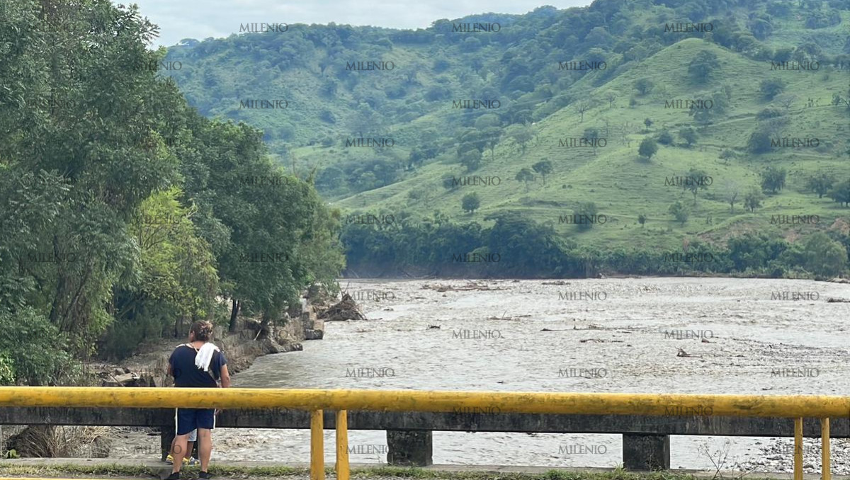 Río San Marcos arrastra cadáver hasta Jalpan tras lluvias en Puebla | Jesús Zavala