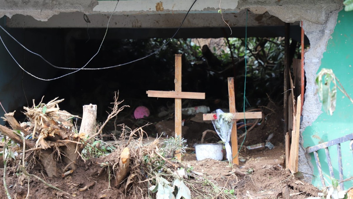 Íker y Alex murieron aplastados tras el derrumbe de su casa | Foto: Javier Ríos
