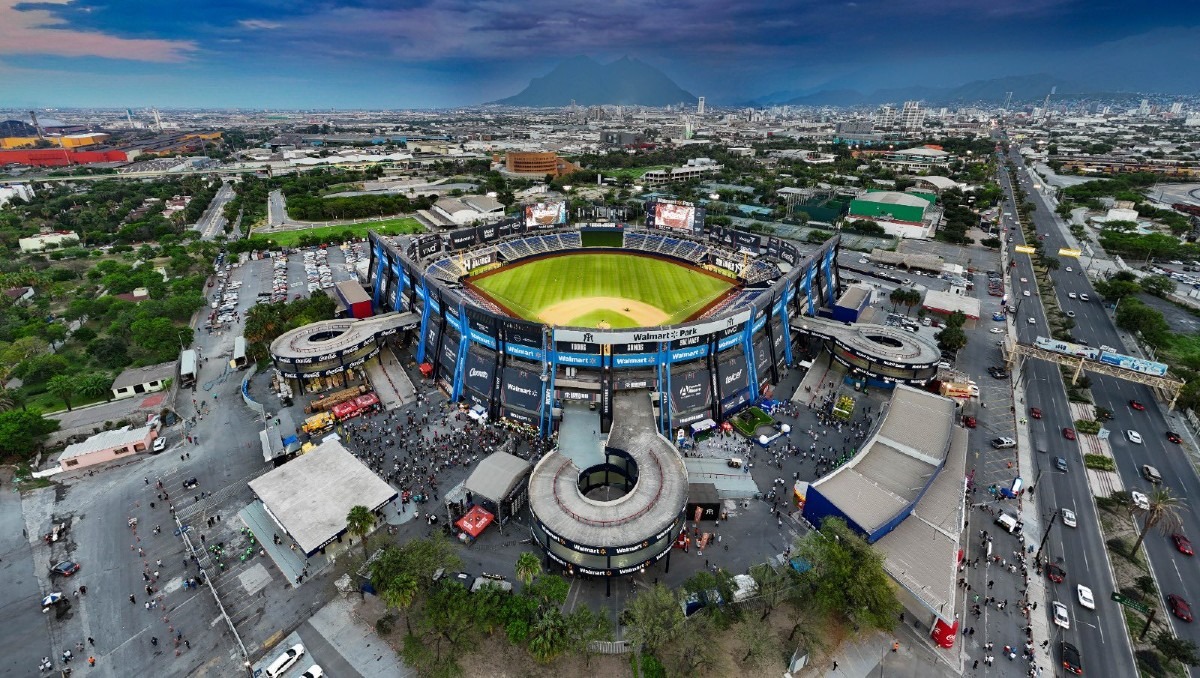 Estadio de Sultanes abre sus puertas para celebrar el primer torneo de golf de su historia