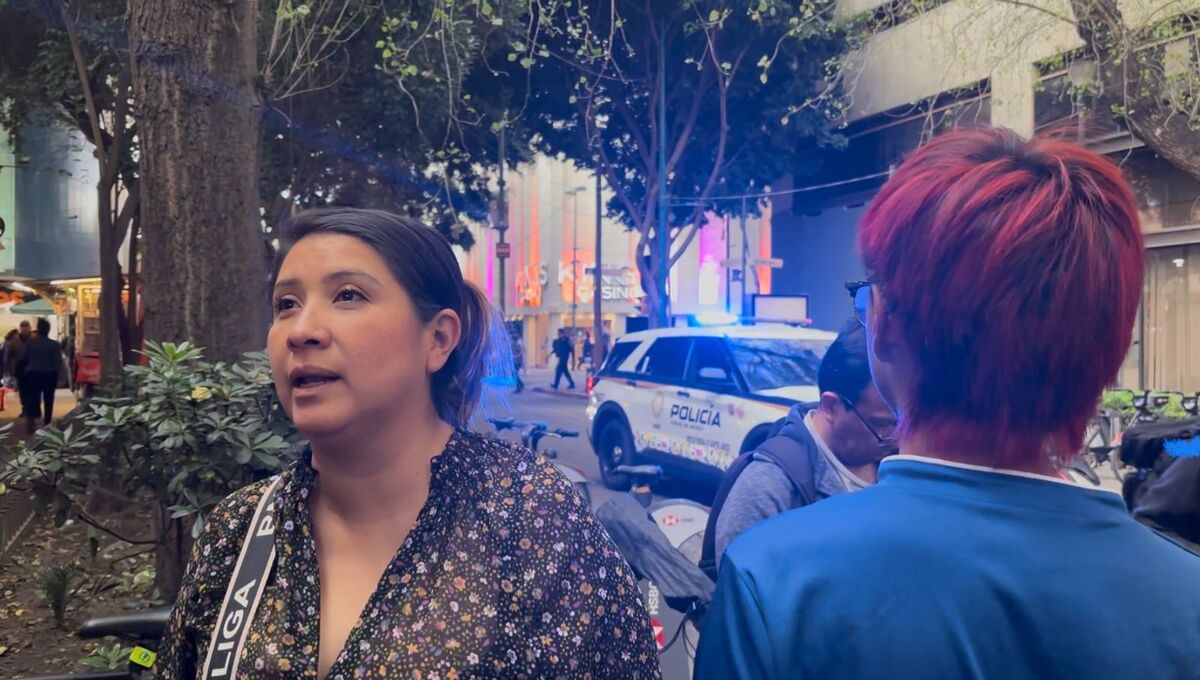 La madre buscadora y activista acudió esta tarde a la Secretaría de Seguridad. (Foto: Azucena Rangel)