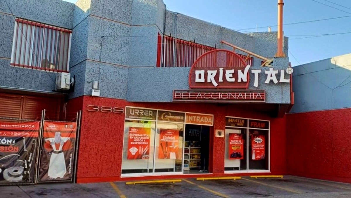 Negocios en Irapuato son balaceados de manera simultanea | Especial