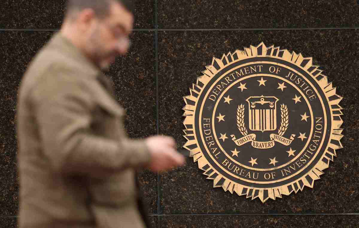 Pared de la sede central del FBI | REUTERS/Kevin Lamarque