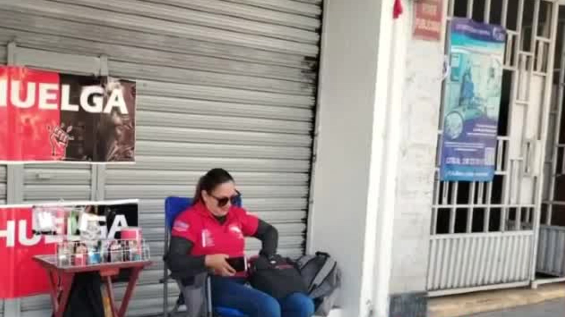En Puebla, trabajadores del Nacional Monte de Piedad siguen en huelga