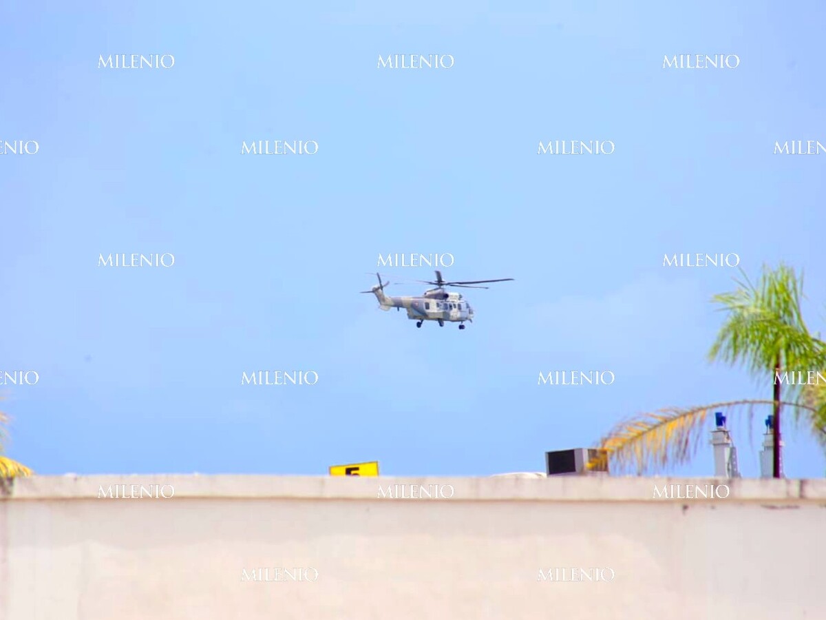 Sheinbaum realiza escala en aeropuerto de Tampico. |  Yazmín Sánchez