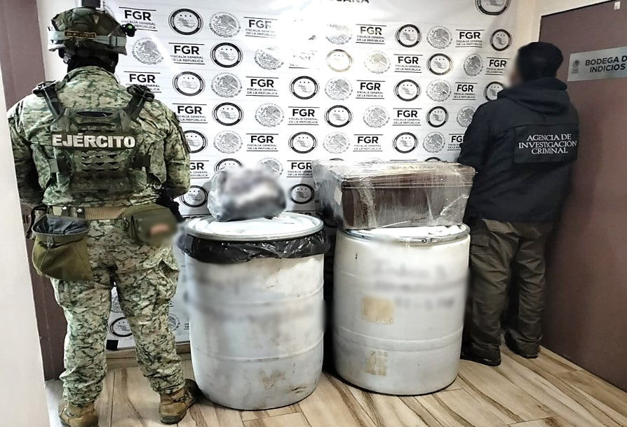 Aseguran cargamento de goma de opio en Baja California. | SSPC