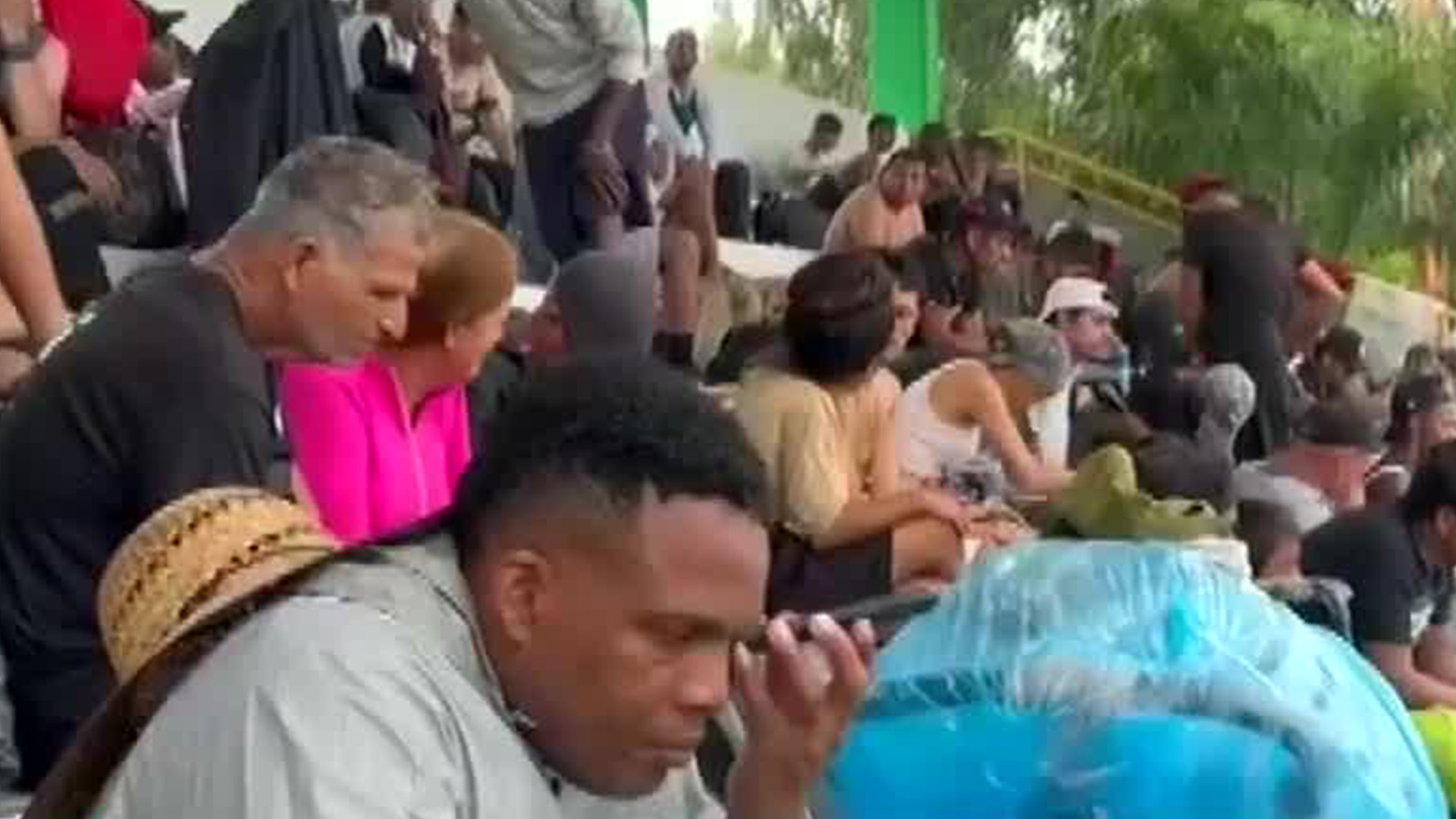 En Chiapas, detienen al líder cubano de caravana migrante que salió de Tapachula