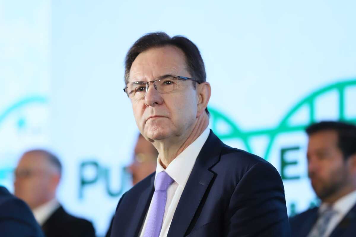 Retiro de visas no está en la mesa entre México y EU, dice Moctezuma; Monreal se desmarca de “lista negra”