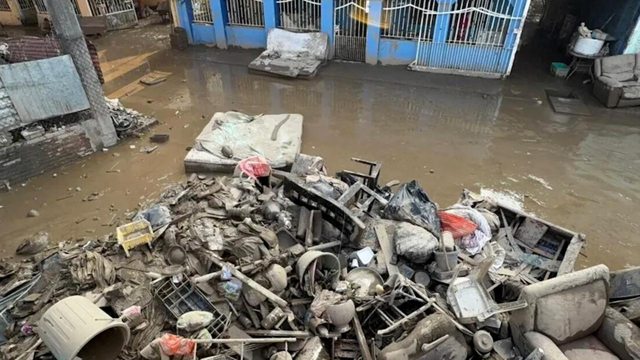 Lluvias dejan crisis de basura y desechos en Poza Rica