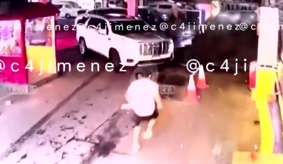 El presunto agresor fue detenido por elementos de seguridad. (Foto: C4)