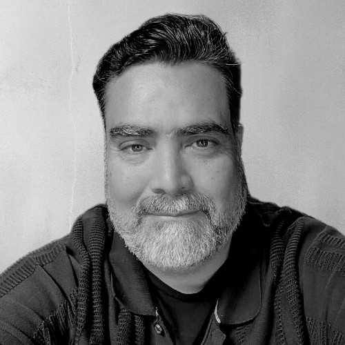Carlos Garza
