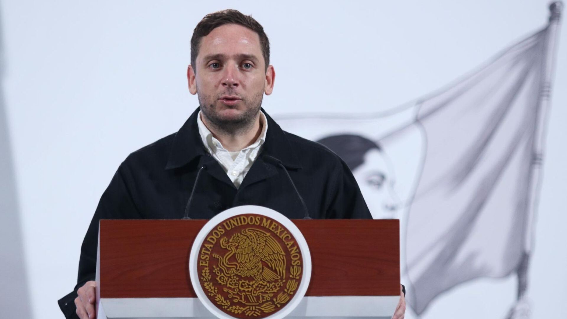 Gobierno y refresqueras acuerdan reducir 30% el azúcar e impulsar bebidas light y zero