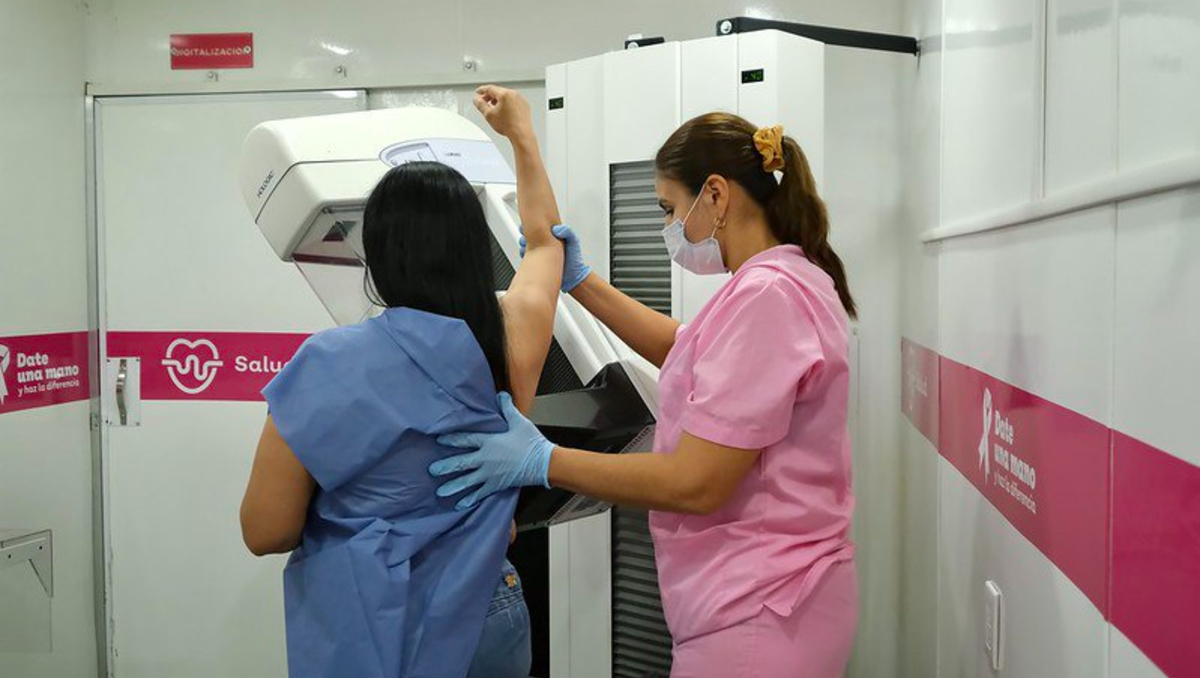 Detectar microcalcificaciones a tiempo evita tratamientos oncológicos agresivos| Imagen: Ilustrativa