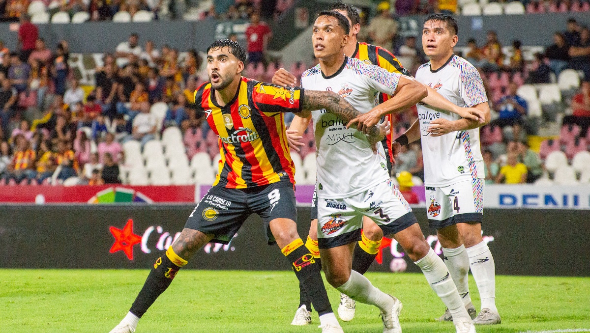 Los Melenudos están en riesgo de calificar a liguilla, pues volvieron a perder (Foto: Cortesía @LeonesNegrosCF)