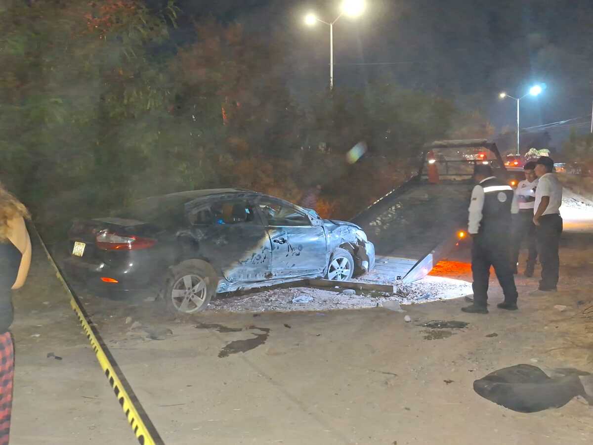 Siete menores vuelcan auto en Lerdo; cuatro resultan lesionados. (Milenio Policía)