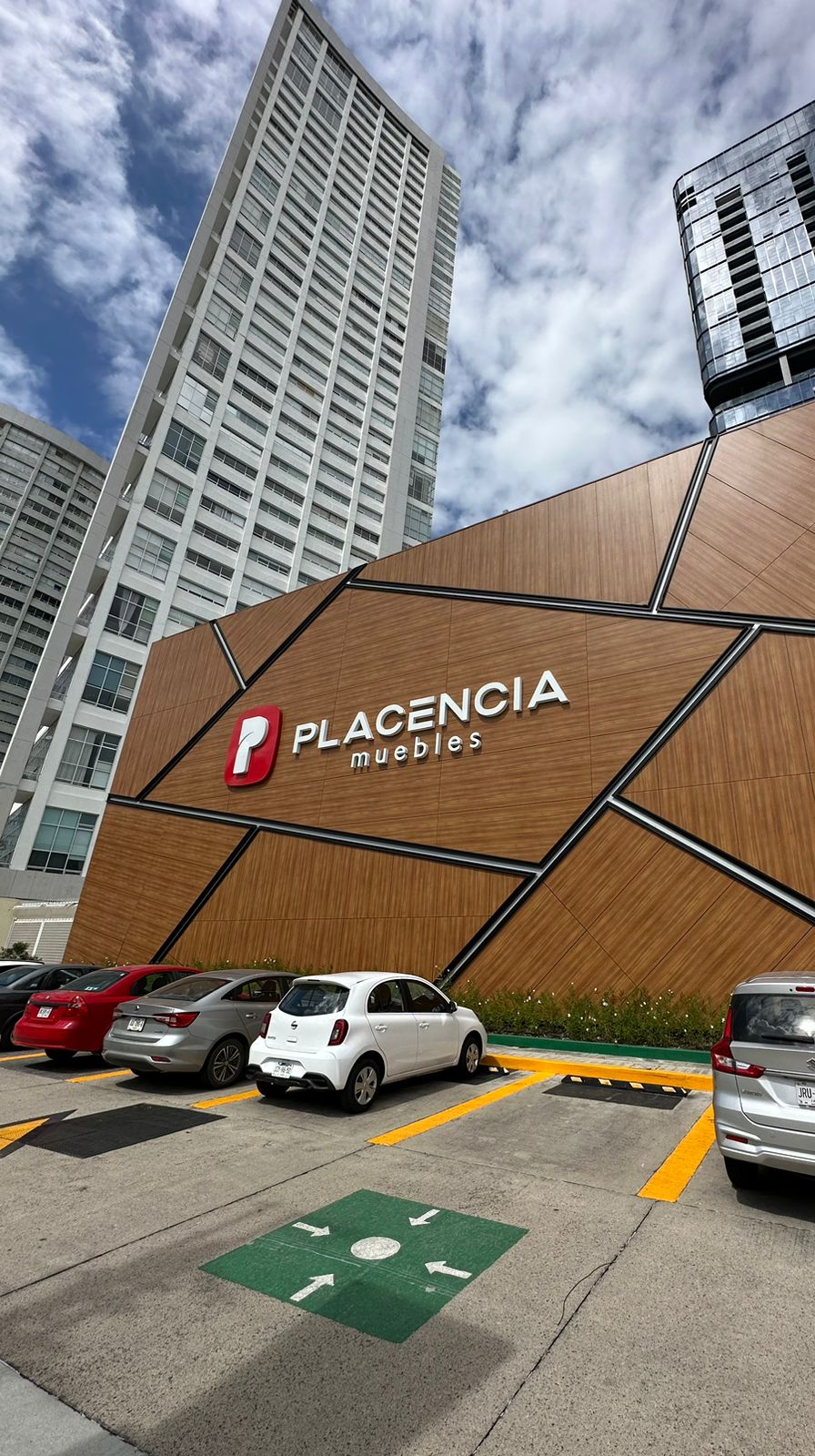 PLACENCIA Muebles, empresa tapatía líder en diseño, calidad y decoración para el hogar en México | Especial