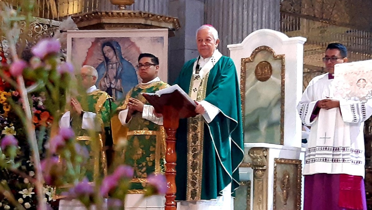 Arzobispo de Puebla, Víctor Sánchez Espinosa | Elvia García