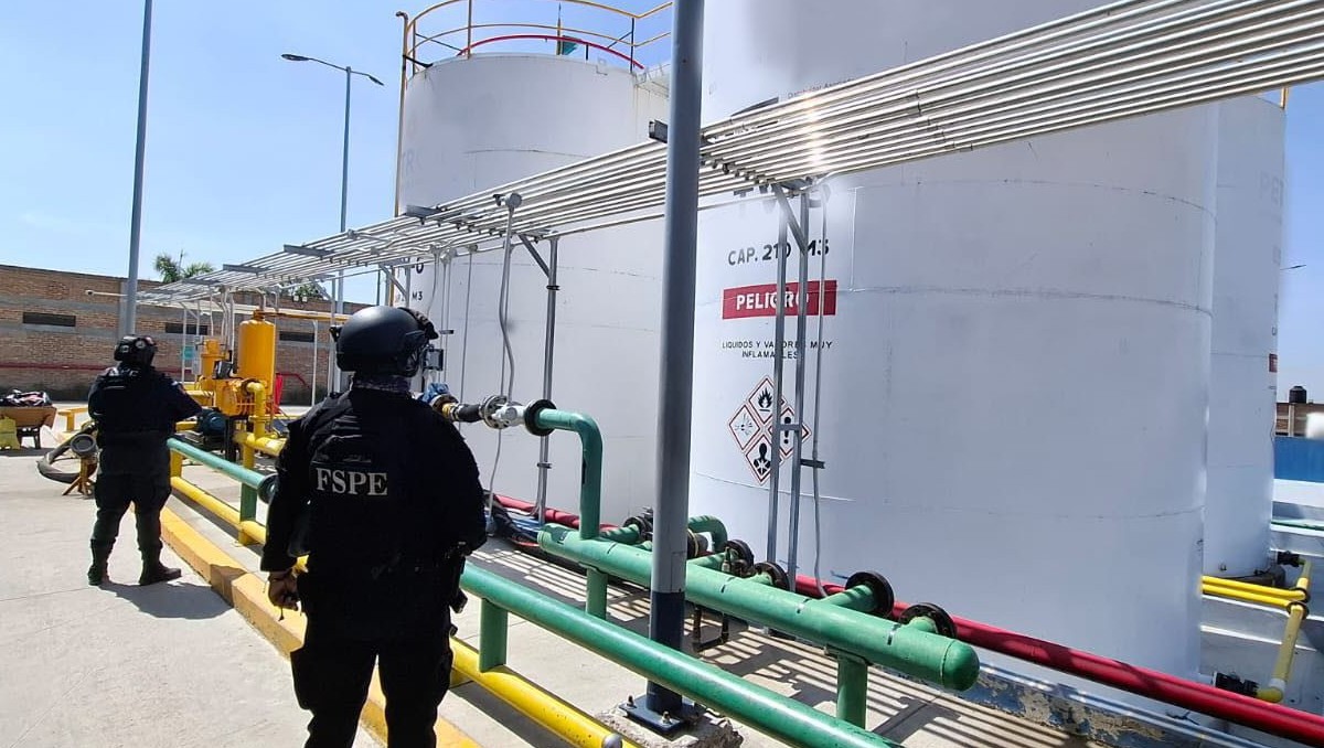 El operativo, derivado de denuncias ciudadanas e inteligencia policial, fue coordinado por la Secretaría de Seguridad y Paz con la FGR, Defensa, Guard