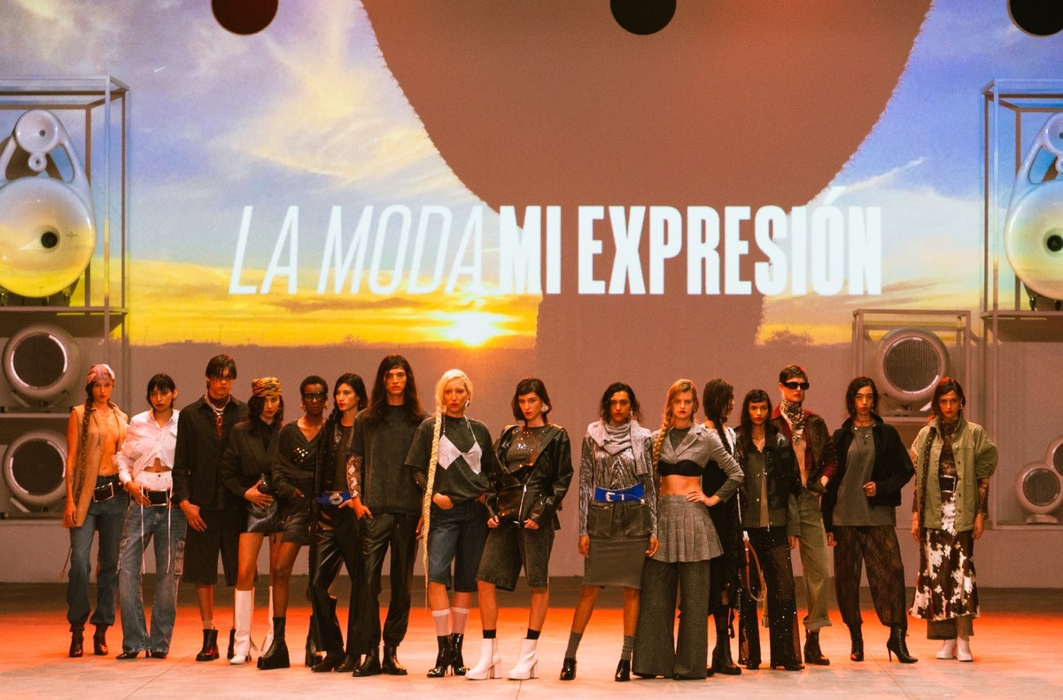 Strona propone moda western en el Volvo Fashion Week  | Especial