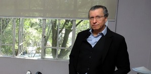 Foto de Víctor Manuel Mendiola . editor mexicano