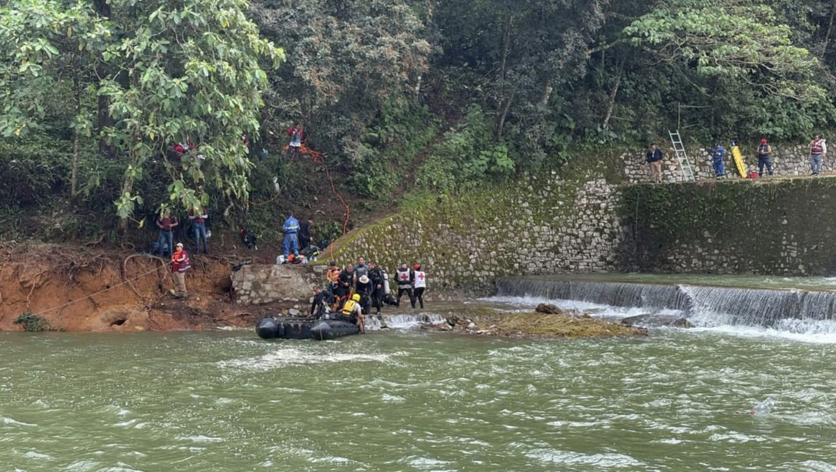 Amplian búsqueda de niño desaparecido tras lluvias en Puebla | Especial