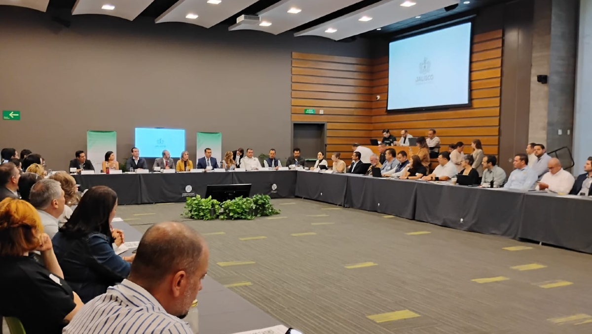 Continúan las mesas de diálogo para dar solución al tráfico de López Mateos (Foto: Fátima Briceño)
