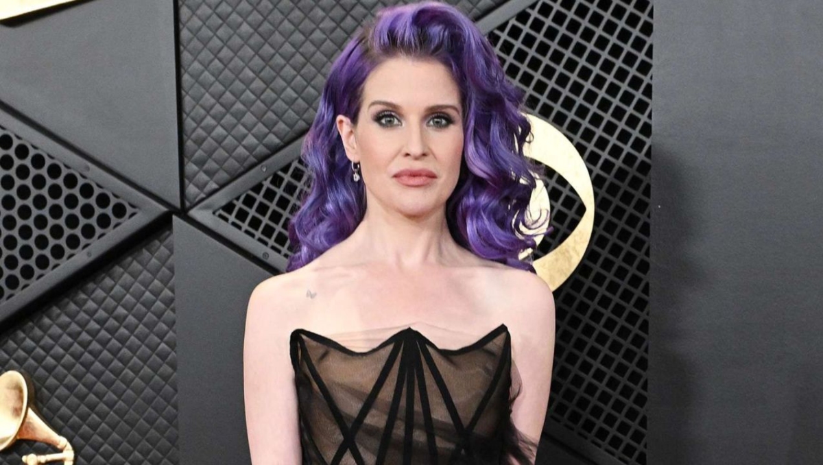 Kelly Osbourne recibe emotivo premio en honor a su padre Ozzy Osbourne