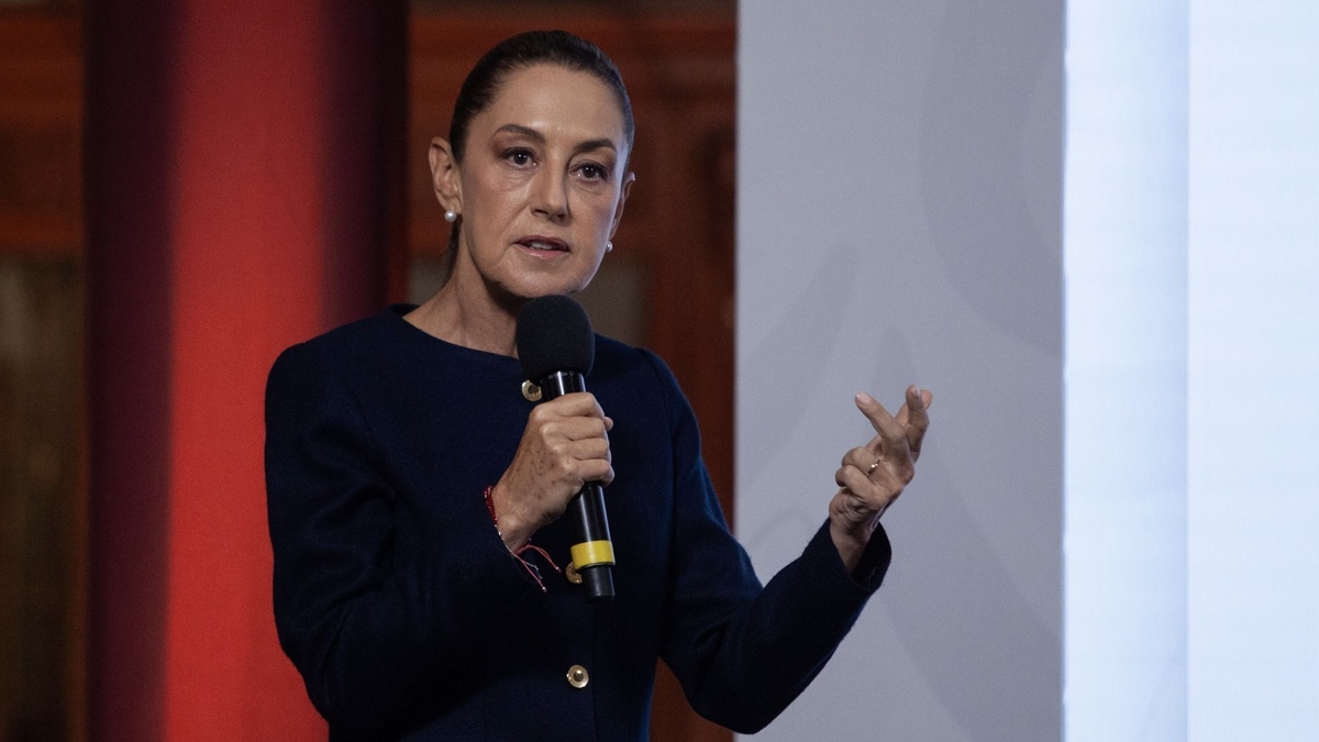 La Presidenta el 20 de octubre para su conferencia de prensa matutina en el Salón de Tesorería. (Cuartoscuro)