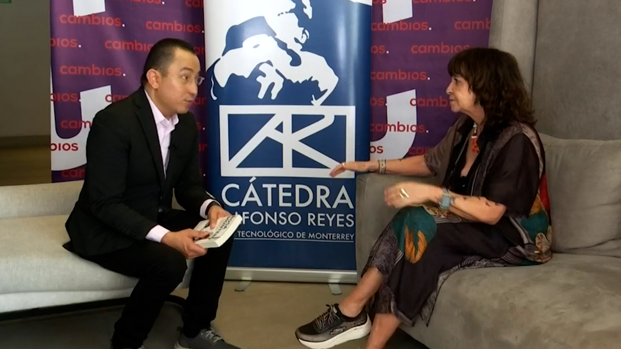 Rosa Montero presenta “Animales difíciles” y reflexiona sobre la IA en Monterrey