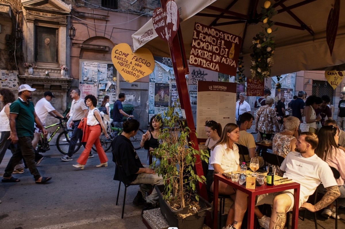 Via Maqueda, una calle del centro de Palermo, ha experimentado una profunda transformación. | Foto: Nadia Shira Cohen /The New York Times