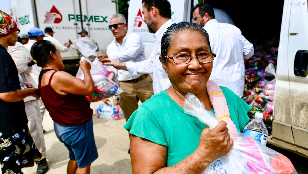 La empresa puso a disposición unidades médicas móviles para ofrecer servicios gratuitos. | Foto: Especial