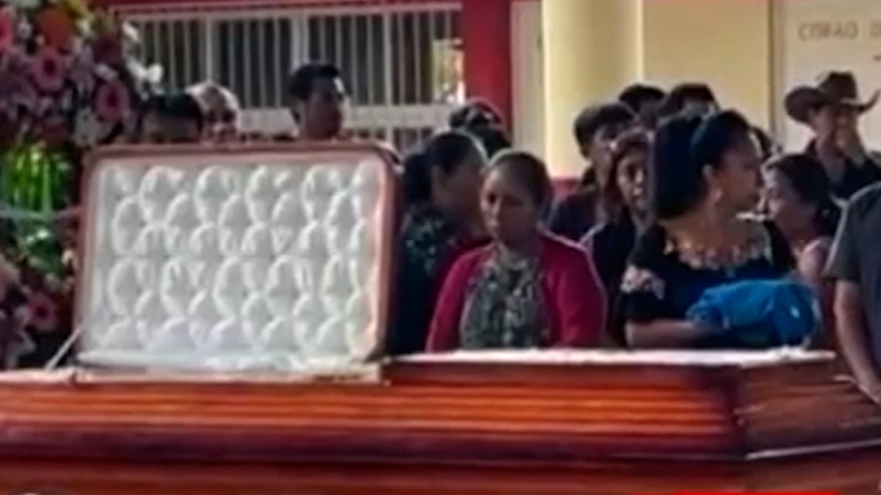 Fiscalía de Oaxaca investiga asesinato de maestra; un alumno sería el responsable