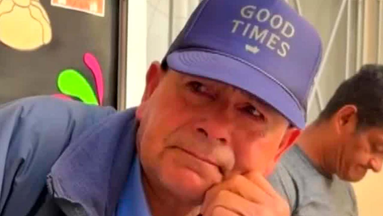 Migrantes deportados mayores de 50 años no consiguen empleo en la frontera