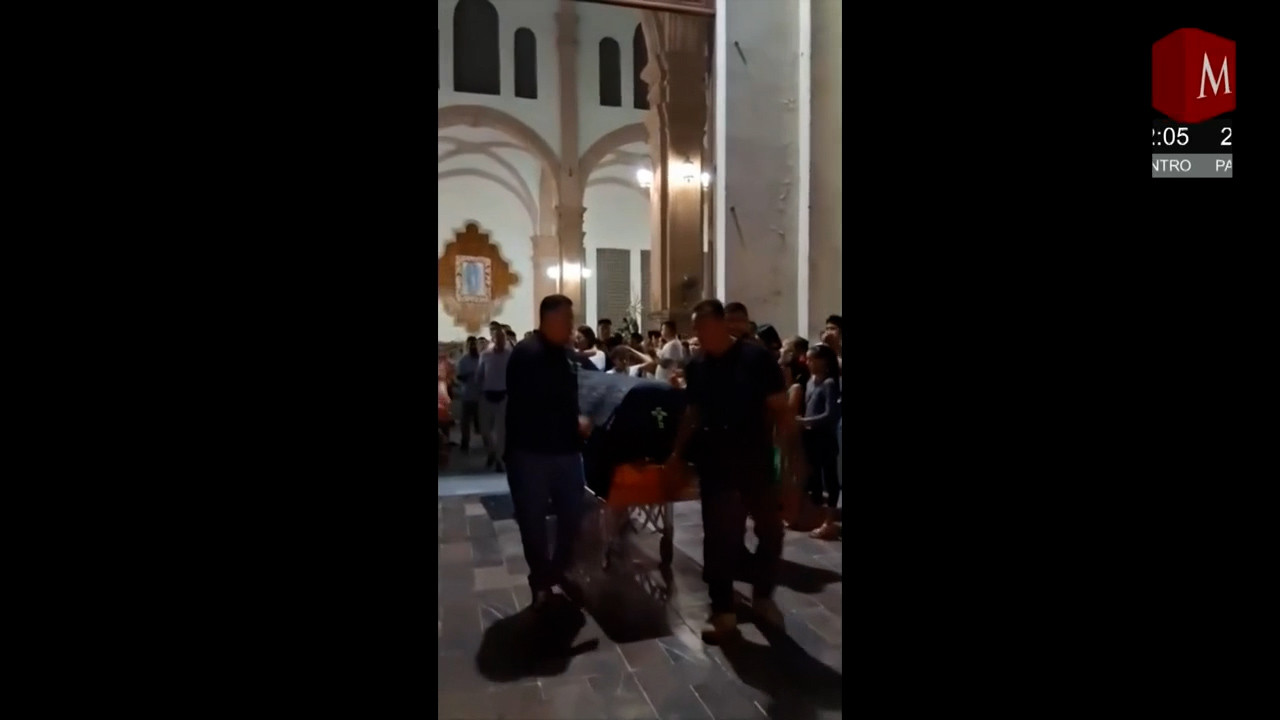 Reciben con aplausos en Morelia el cuerpo del líder limonero asesinado