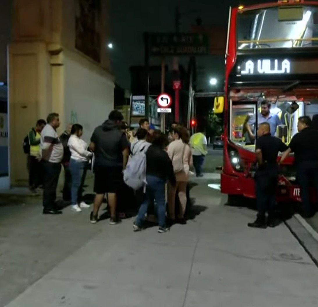 Se reportaron ocho personas lesionadas. (Foto; especial)