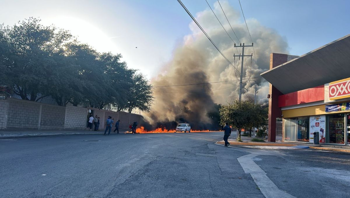 El siniestro alarmó a vecinos del sector y automovilistas que circulaban en la zona. | Especial