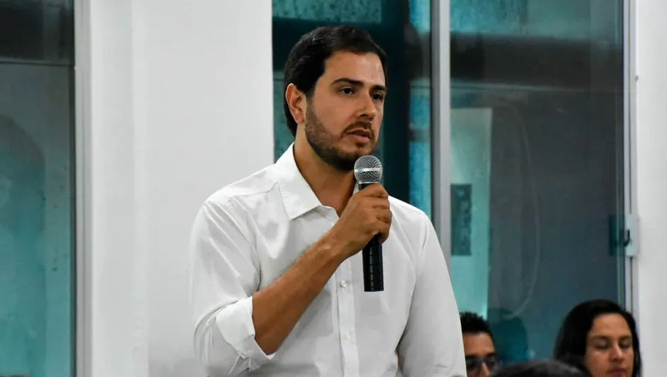 Velan a Bernardo Bravo, líder limonero asesinado en Michoacán