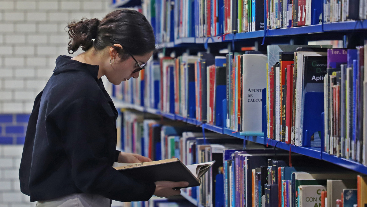 Bibliotecas evolucionan a esquemas digitales en Puebla | Melanie Torres
