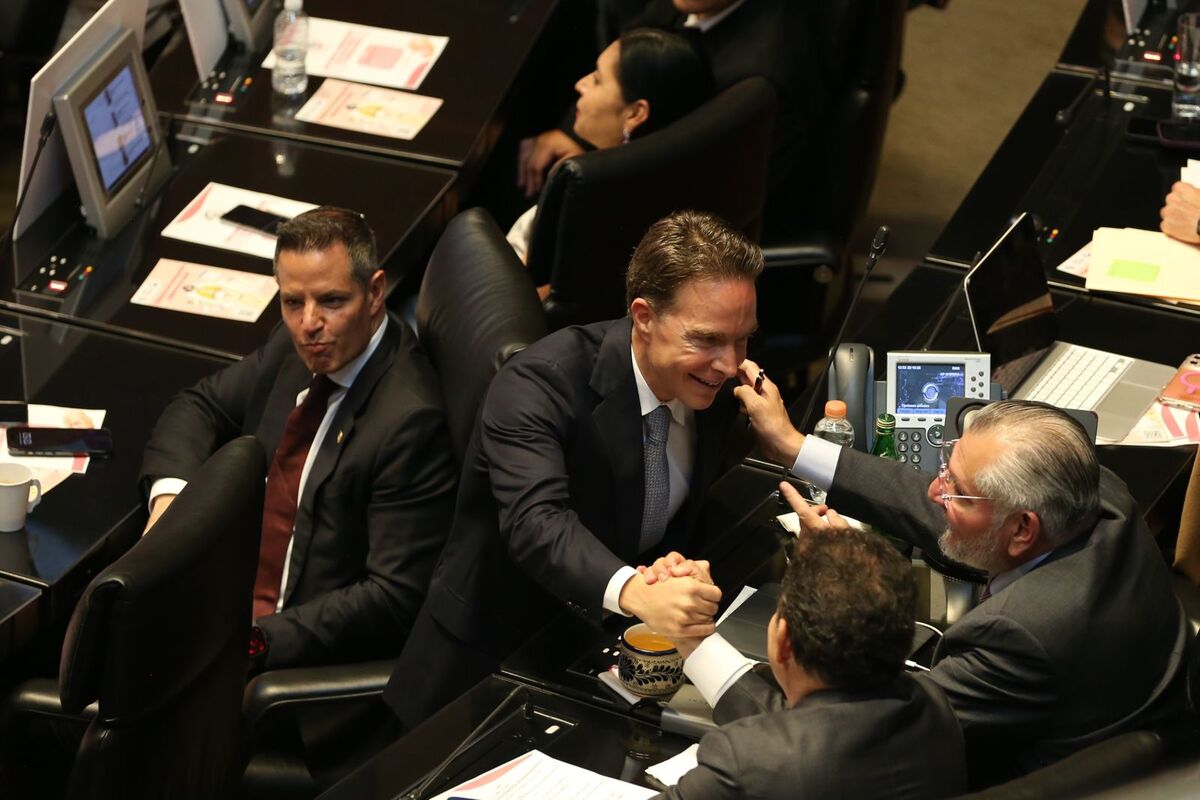 Se discutirá en el pleno del Senado cuatro iniciativas pendientes para definir la política de ingresos del próximo año. | Foto: Ariana Pérez