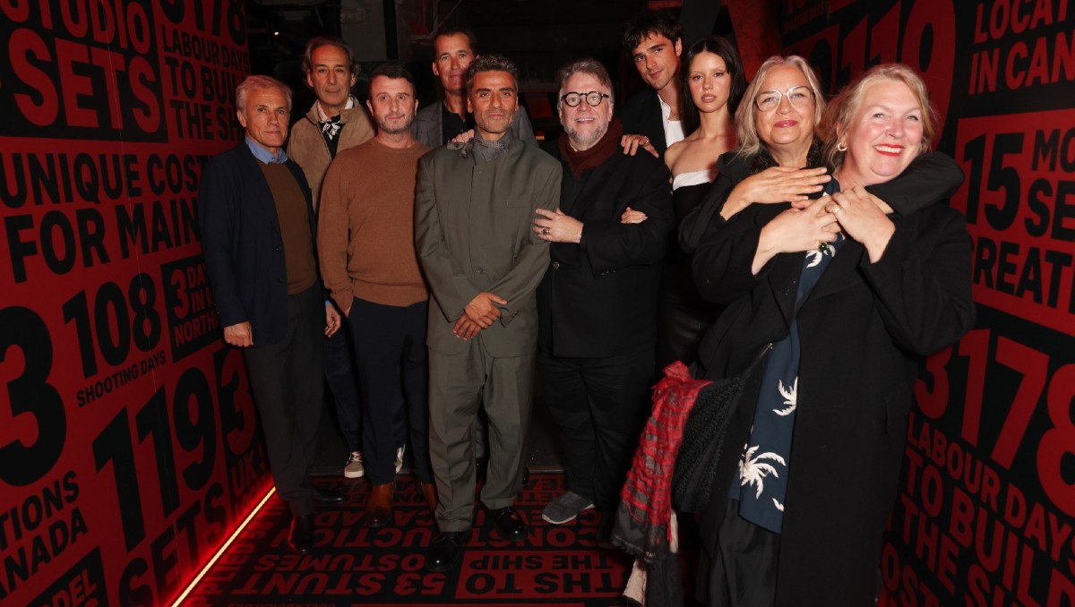 Guillermo del Toro y su equipo crean un Frankenstein más humano