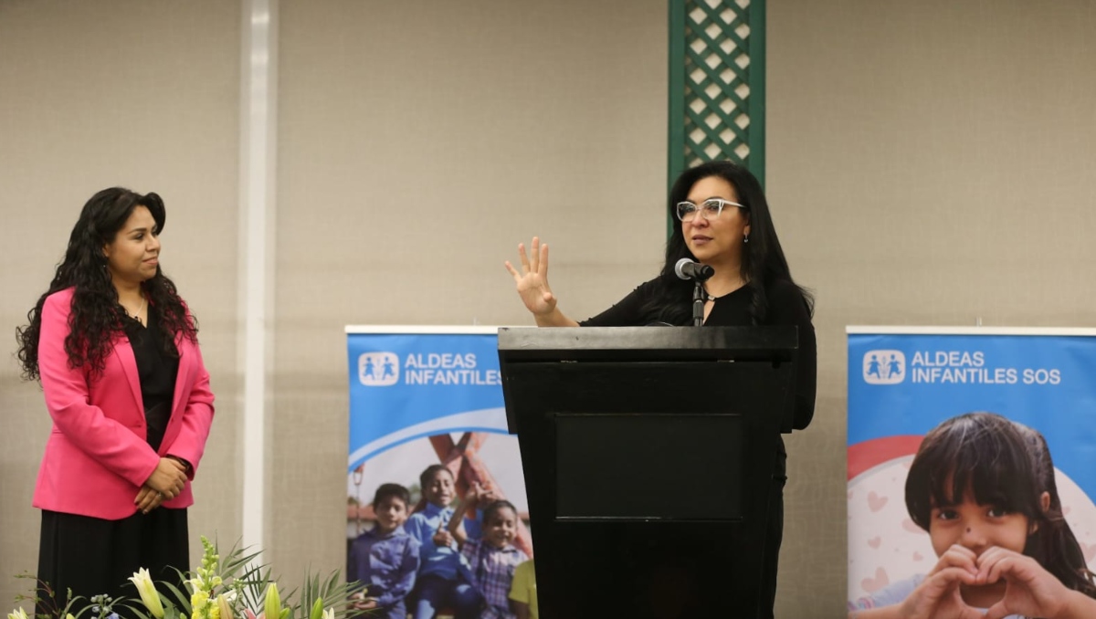 Liliana Sosa , fue reconocida como Embajadora de Aldeas Infantiles SOS México | Fotos:  Araceli López