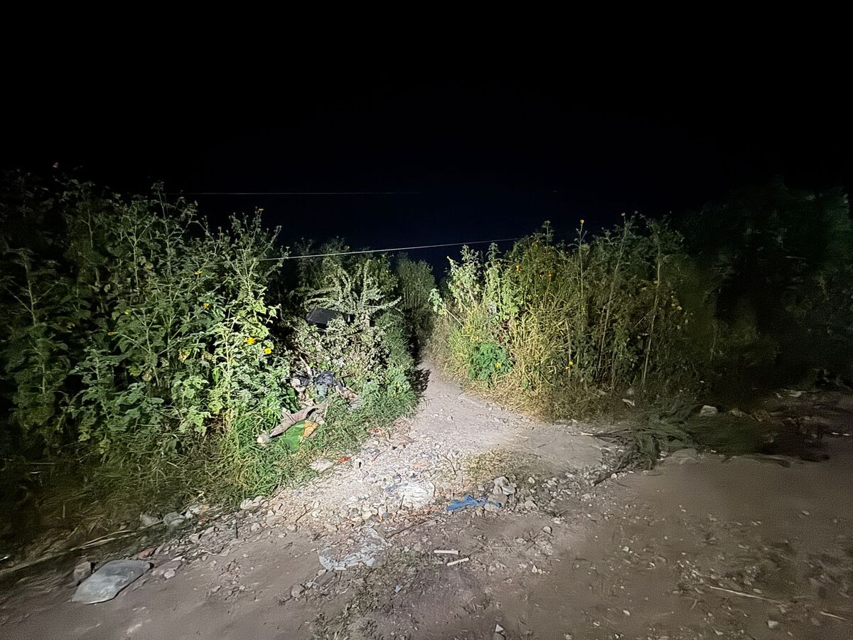 El terrible hallazgo ocurrió en un predio con maleza en la  colonia Jardín del Verano. (Usi Toledo)